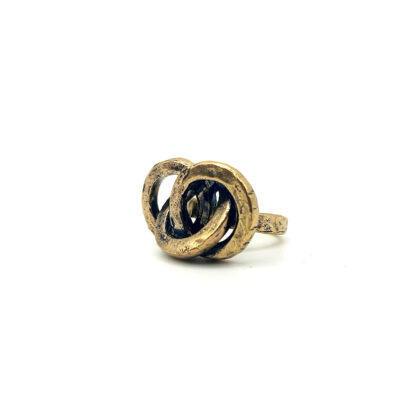 anello-ottone dorato-cerchi-circle-hammered-martellati-fatto a mano-Gold plated brass-ring-hand made-matteo macallè